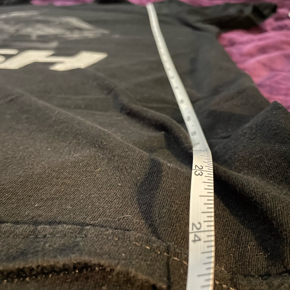 Johnny Cash Black Graphic T-Shirt - Picture 5 of 5